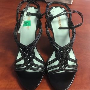 MAXSTUDIO Black Fine Leather Wedges
